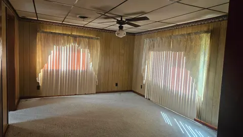 211 S Quarterline Street, Ashley MI 48806 photo 4