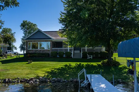 1067 Crown Point Drive, Lake Isabella MI 48893 photo 5