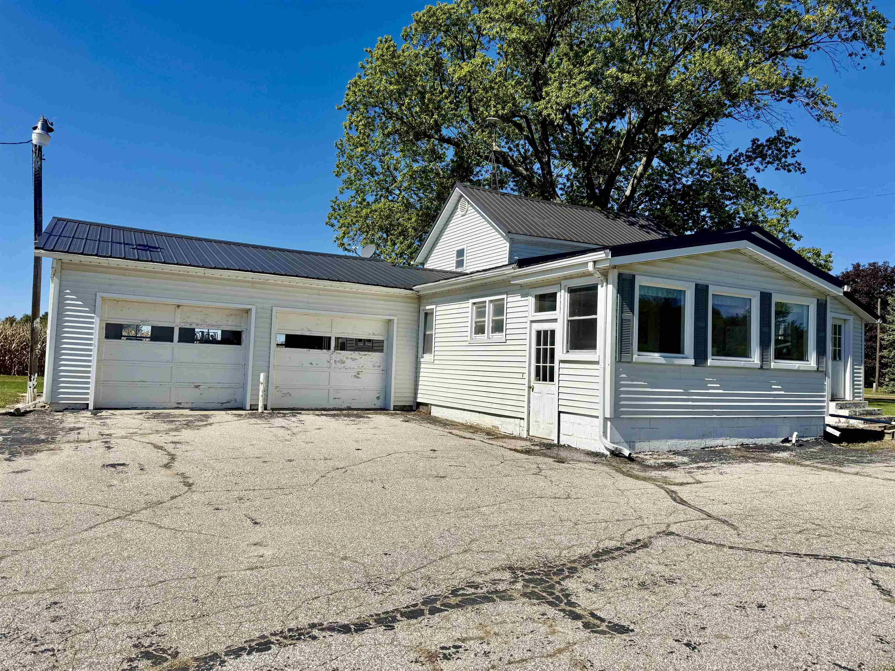 588 E Pierce Road, Ithaca MI 48847 photo 1