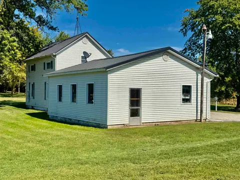 588 E Pierce Road, Ithaca MI 48847 photo 3