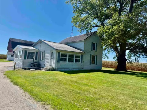 588 E Pierce Road, Ithaca MI 48847 photo 4
