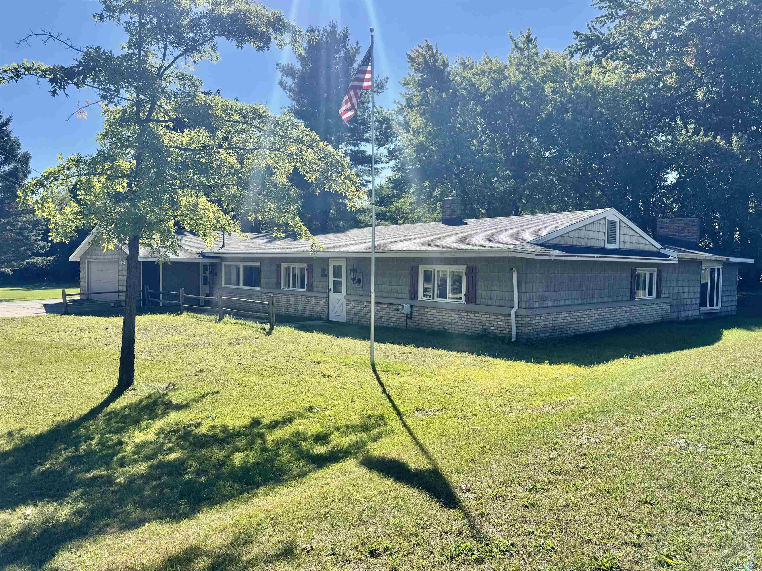 440 S Chippewa Street, Shepherd MI 48883 photo 1