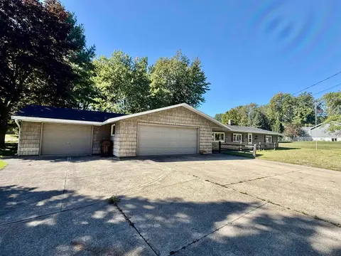 440 S Chippewa Street, Shepherd MI 48883 photo 2