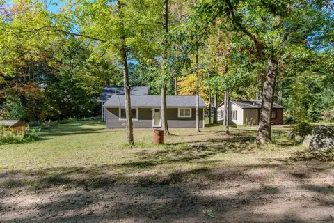 5362 Hillcrest Street, Gladwin MI 48624 photo 3